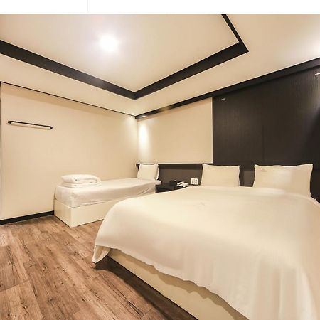 Elysee Hotel Busan Exterior photo