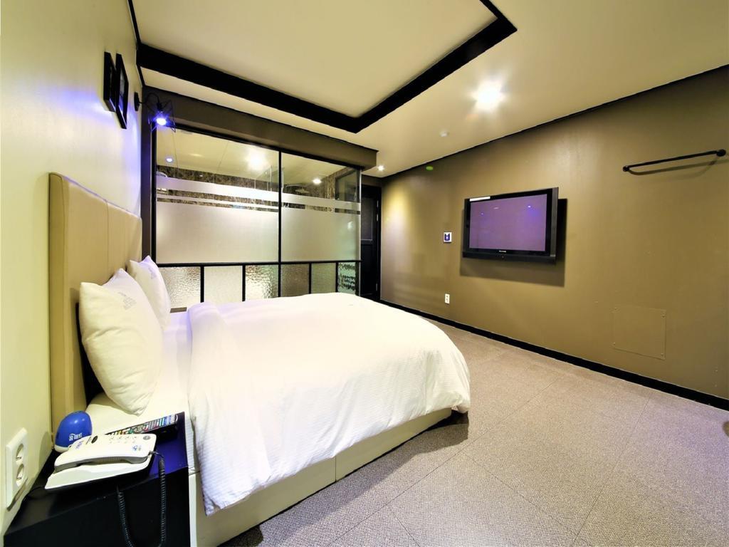 Elysee Hotel Busan Exterior photo
