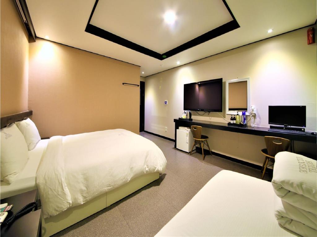 Elysee Hotel Busan Exterior photo