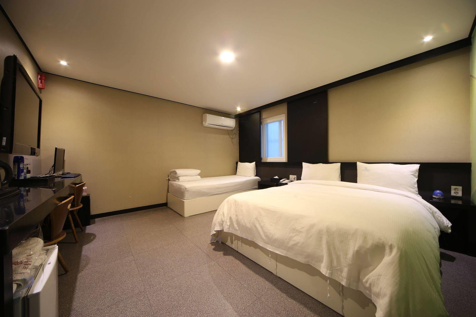 Elysee Hotel Busan Exterior photo